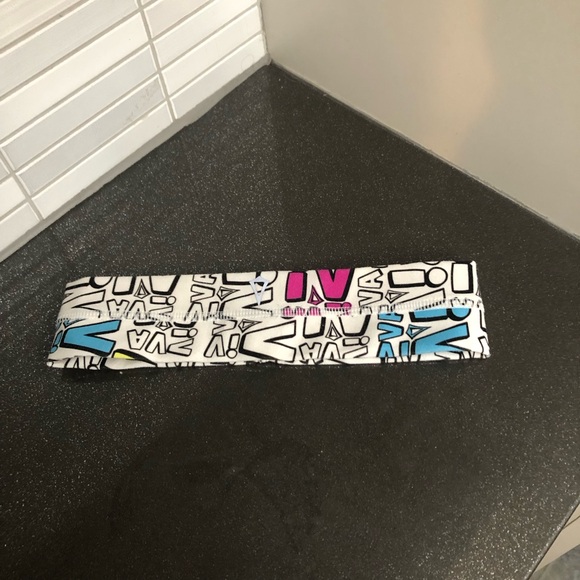 Reversible Ivivva by Lululemon headband - Picture 3 of 6